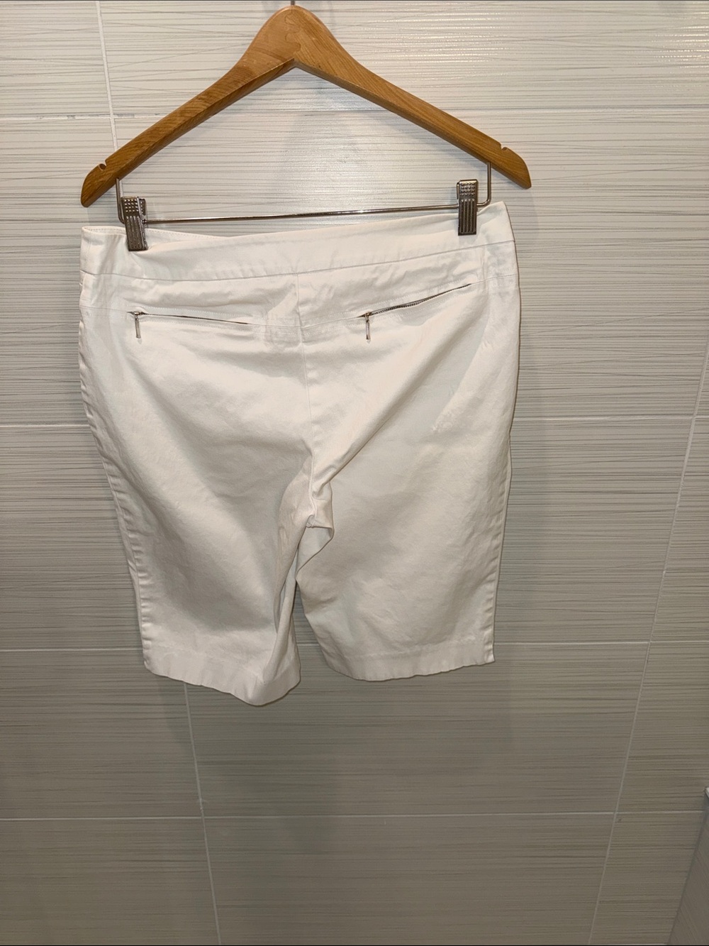 Chico's White Bermuda Shorts - Picture 3 of 6